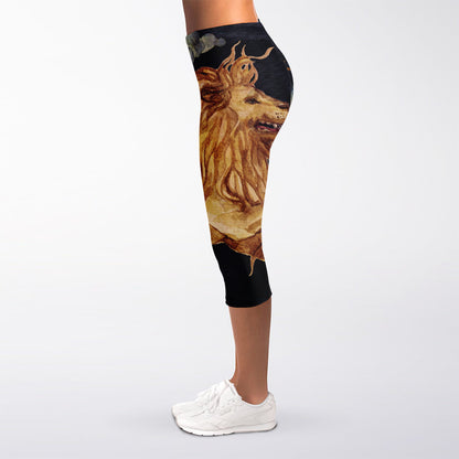 Watercolor Leo Zodiac Sign Print Women's Capri Leggings