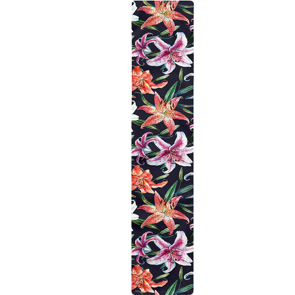 Watercolor Lily Flowers Pattern Print Table Runner