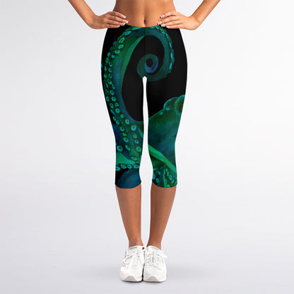 Watercolor Octopus Print Women's Capri Leggings