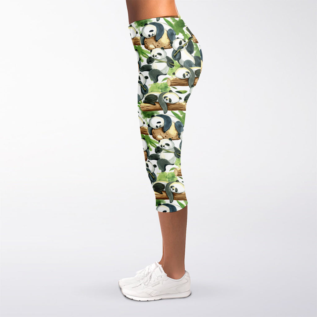 Watercolor Panda Bear Pattern Print Women's Capri Leggings