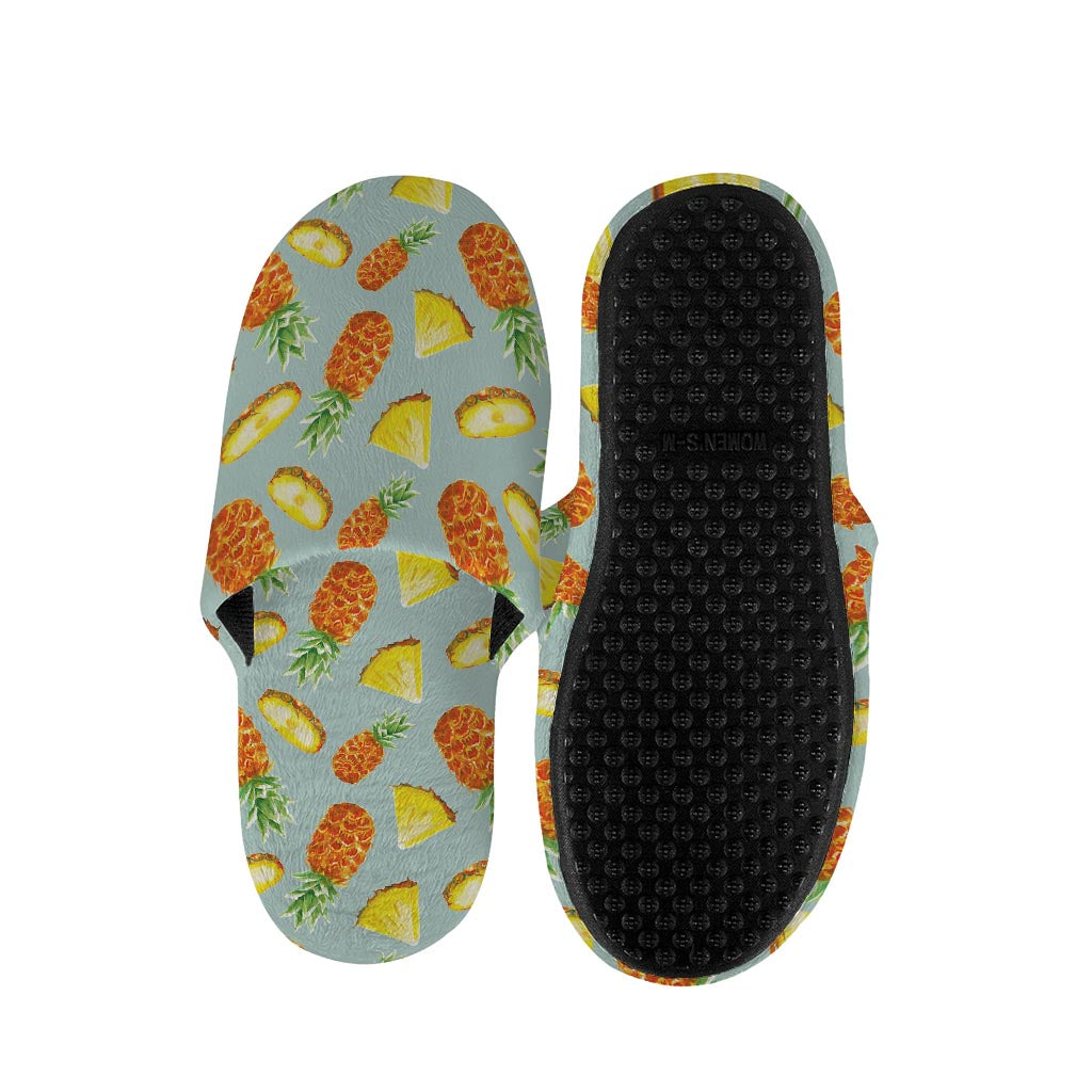 Watercolor Pineapple Pattern Print Slippers