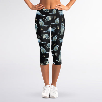 Watercolor Raccoon Pattern Print Women's Capri Leggings
