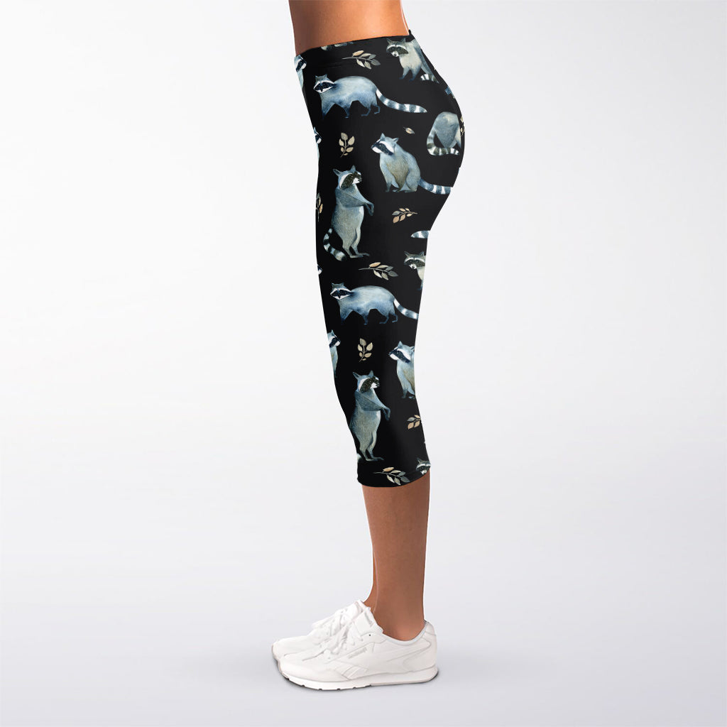 Watercolor Raccoon Pattern Print Women's Capri Leggings