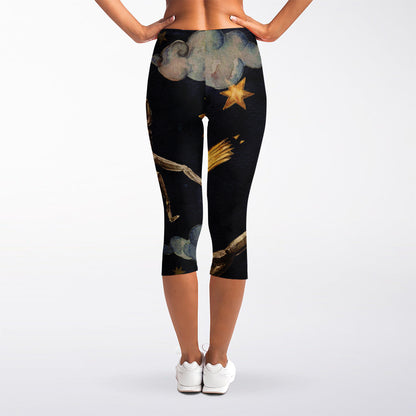 Watercolor Scorpio Zodiac Sign Print Women's Capri Leggings
