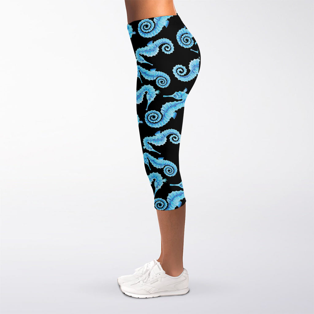 Watercolor Seahorse Pattern Print Women's Capri Leggings