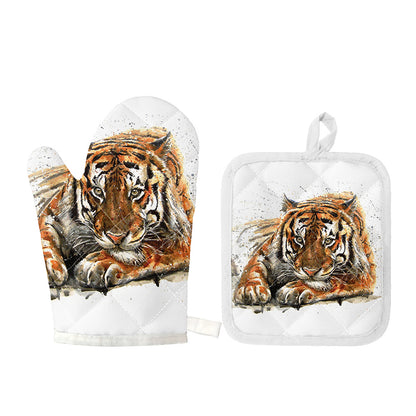 Watercolor Tiger Print Oven Mitt And Pot Holder Set