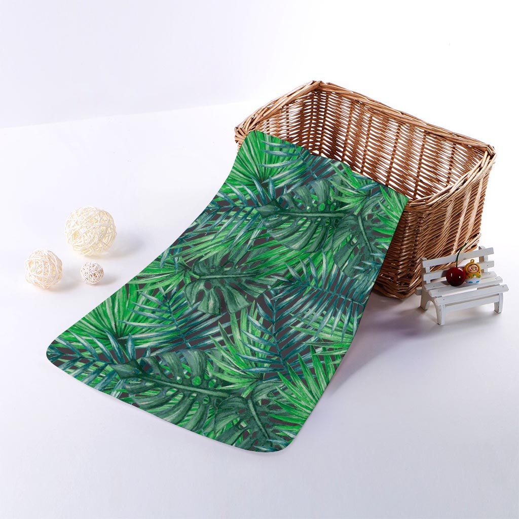 Watercolor Tropical Leaves Pattern Print Towel