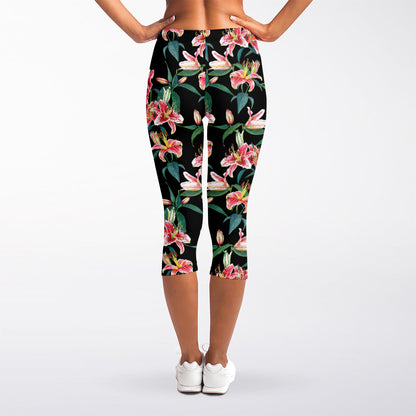 Watercolor Tropical Lily Pattern Print Women's Capri Leggings