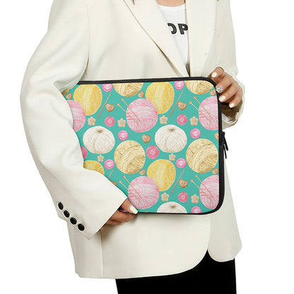 Watercolor Yarn Pattern Print Laptop Sleeve