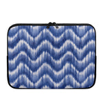 Wavy Shibori Pattern Print Laptop Sleeve