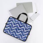Wavy Shibori Pattern Print Laptop Sleeve With Handle