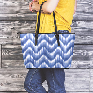 Wavy Shibori Pattern Print Leather Tote Bag