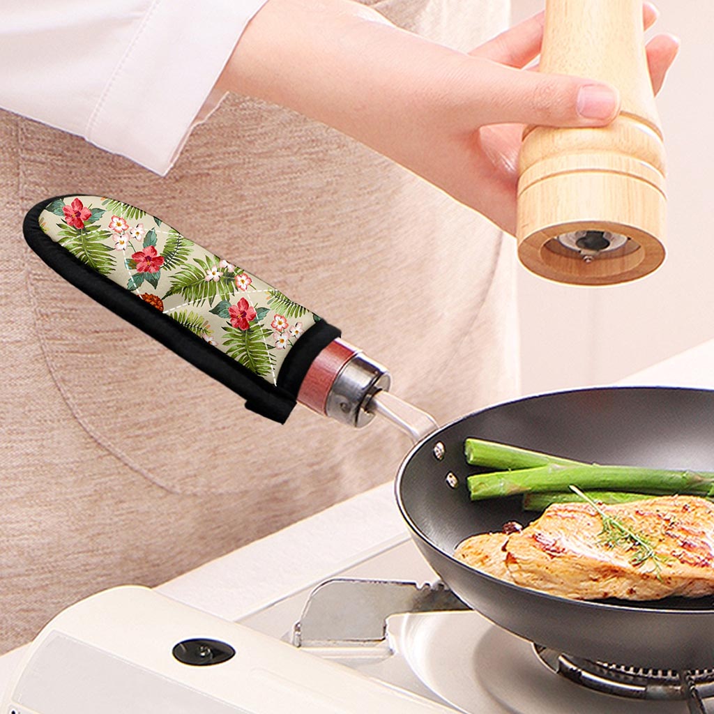 White Aloha Pineapple Pattern Print Skillet Handle Cover
