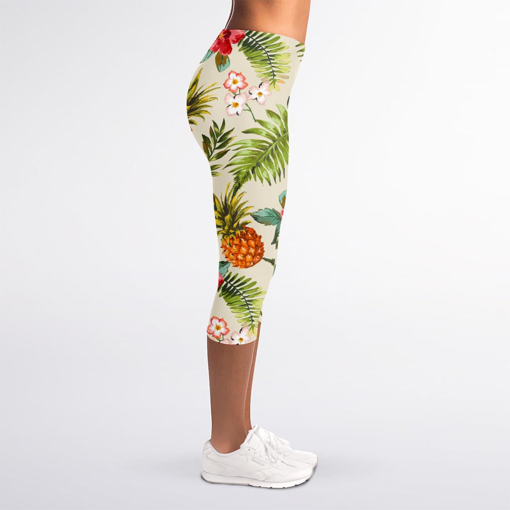 White Aloha Pineapple Pattern Print Women's Capri Leggings