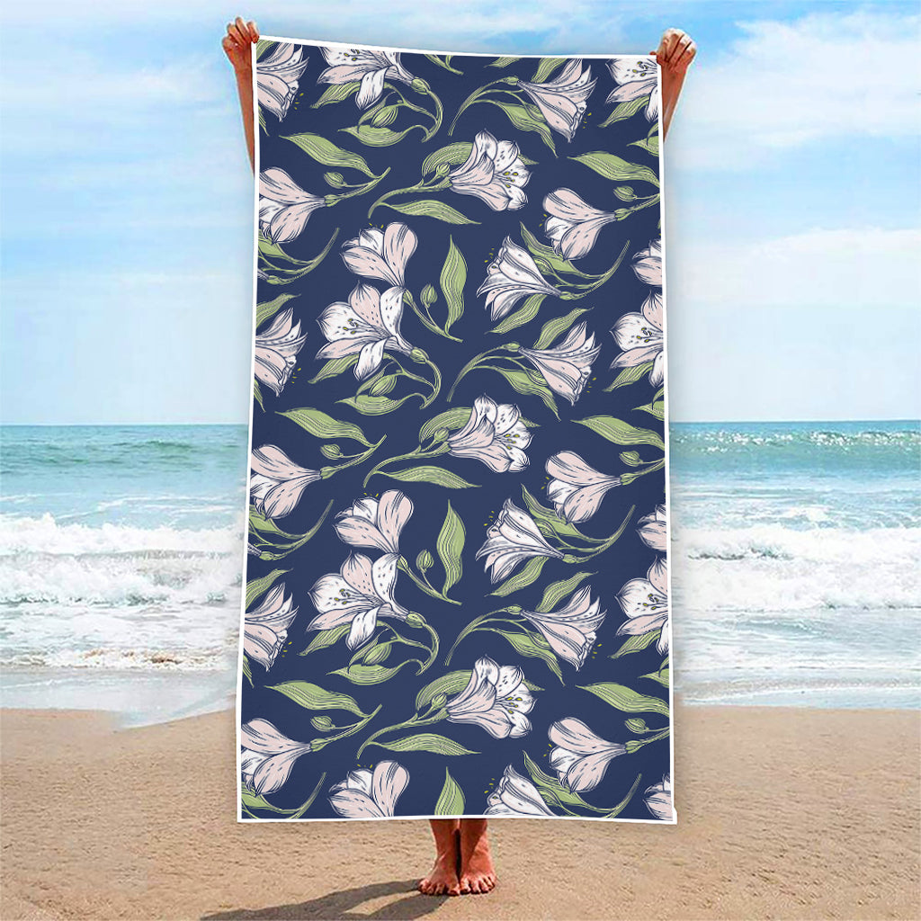 White Alstroemeria Pattern Print Beach Towel