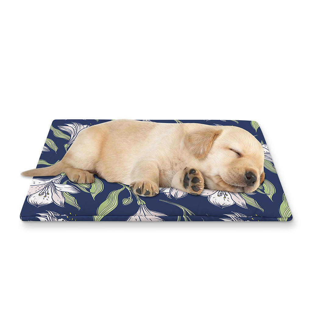 White Alstroemeria Pattern Print Pet Cooling Mat Cover