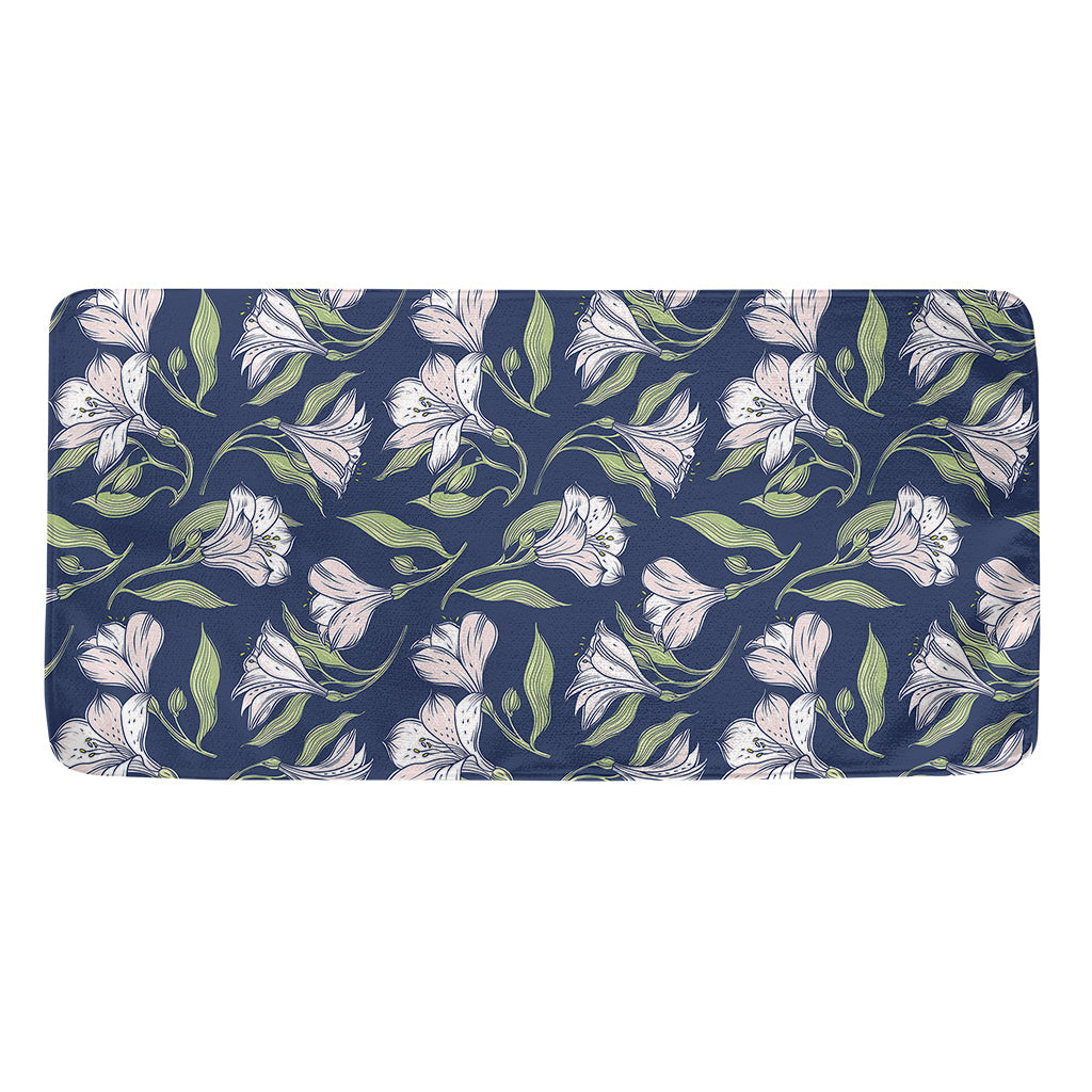 White Alstroemeria Pattern Print Towel