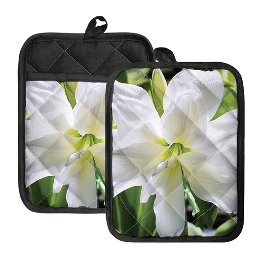 White Amaryllis Print Pot Holders With Pocket
