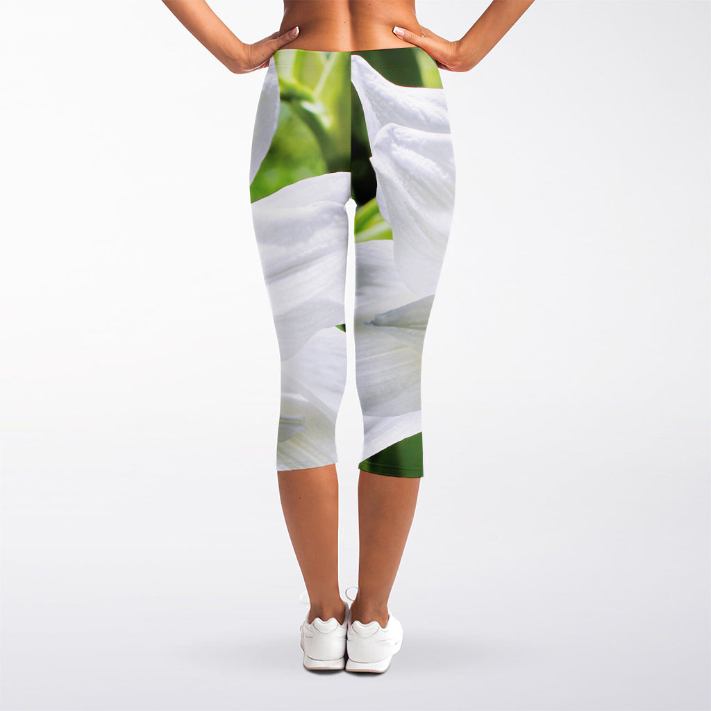 White Amaryllis Print Women's Capri Leggings