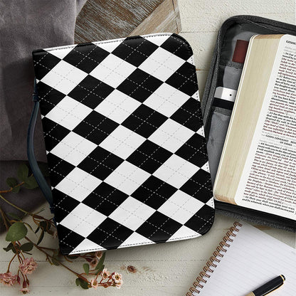 White And Black Argyle Pattern Print Leather Bible Cover