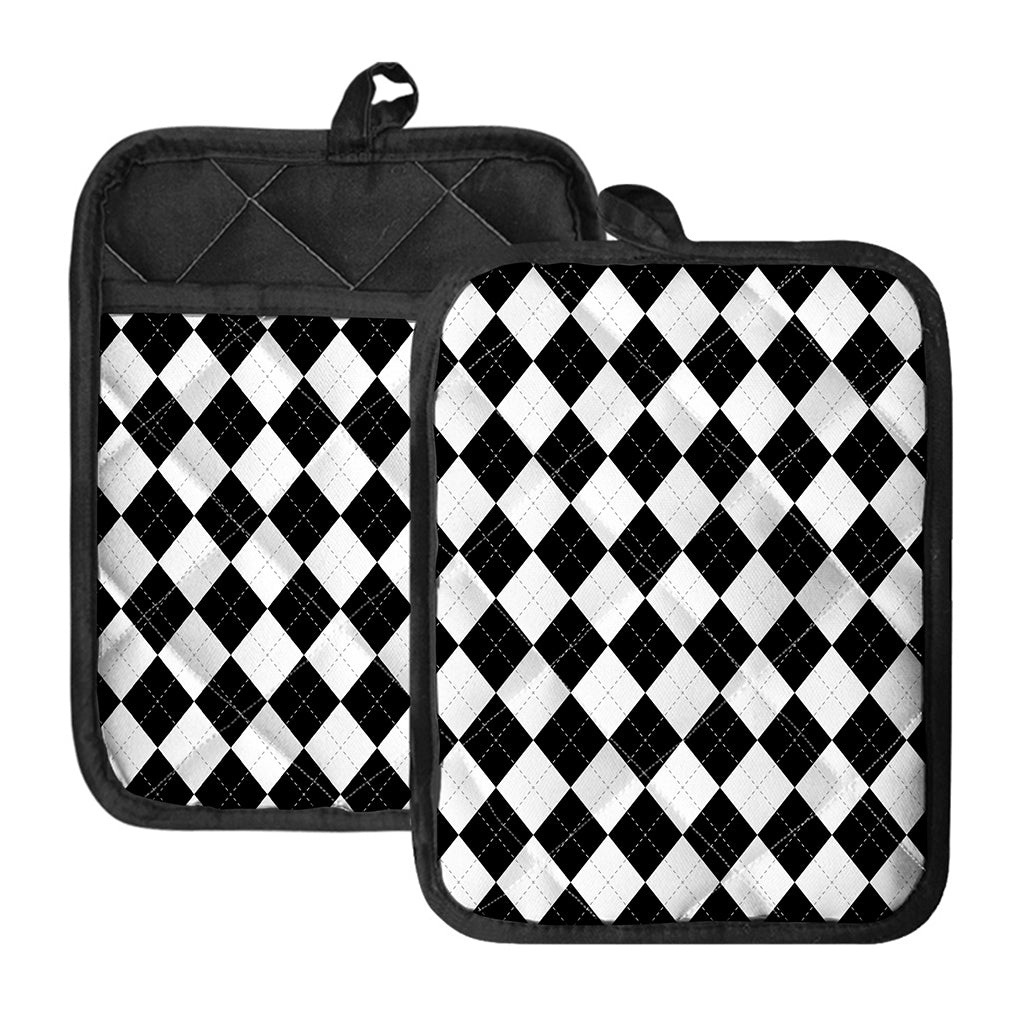 White And Black Argyle Pattern Print Pot Holders With Pocket