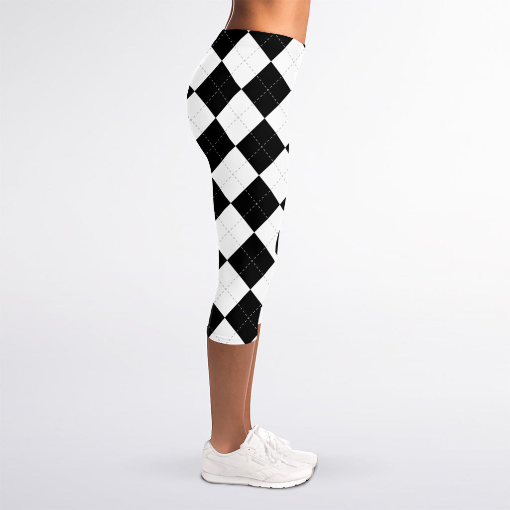 White And Black Argyle Pattern Print Women's Capri Leggings