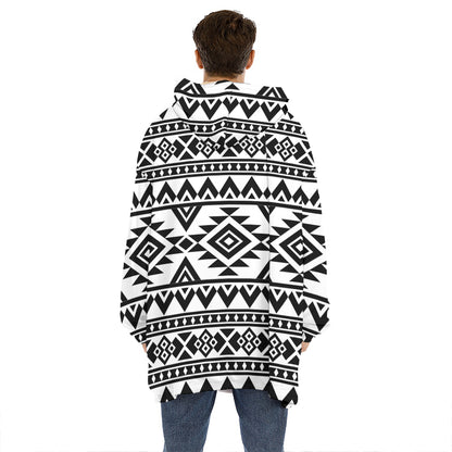 White And Black Aztec Pattern Print Hoodie Blanket
