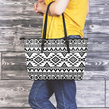 White And Black Aztec Pattern Print Leather Tote Bag