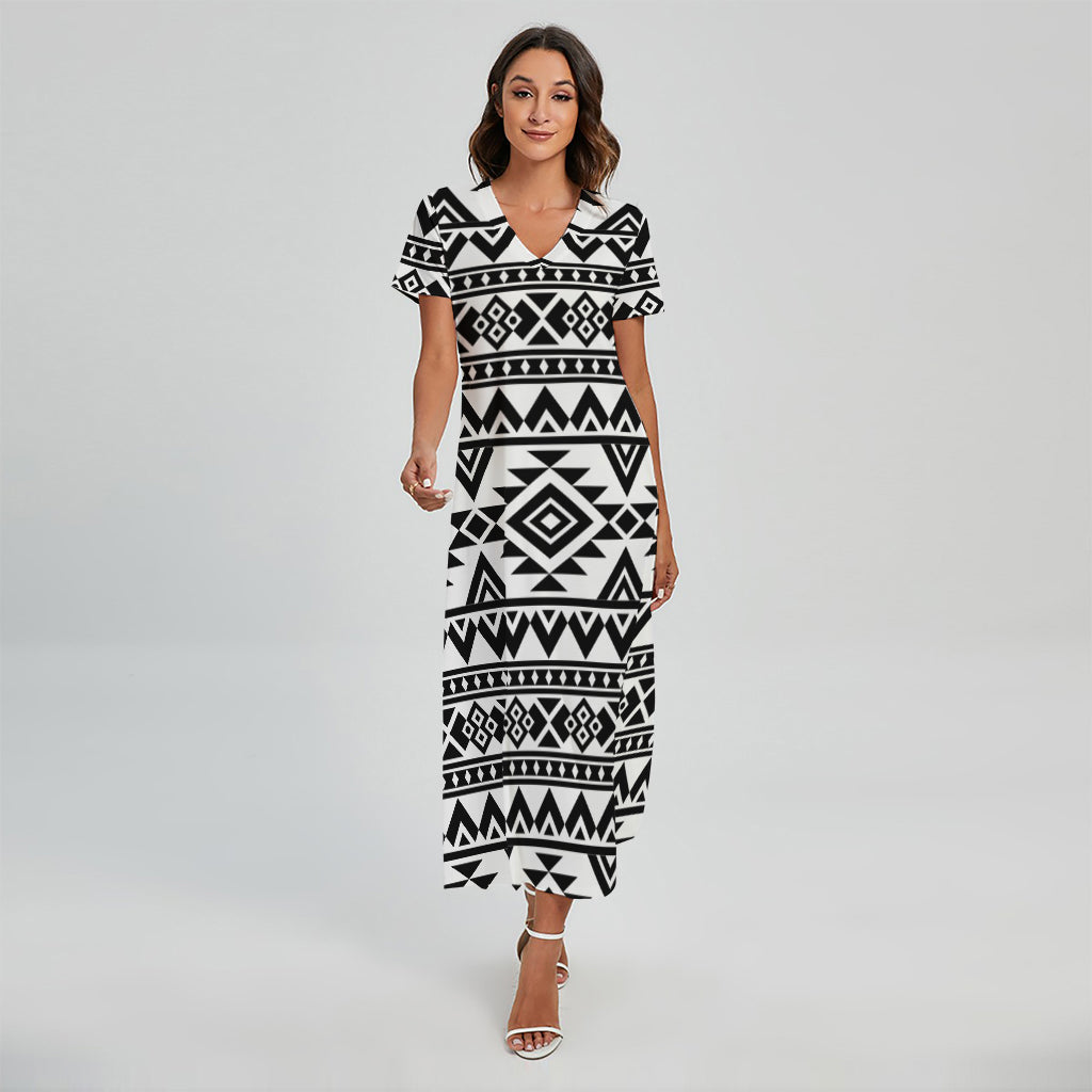 White And Black Aztec Pattern Print Short Sleeve Maxi Dress