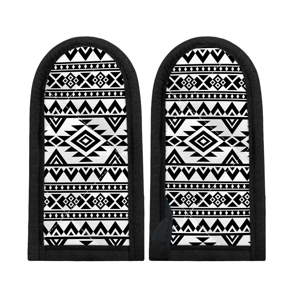 White And Black Aztec Pattern Print Skillet Handle Cover