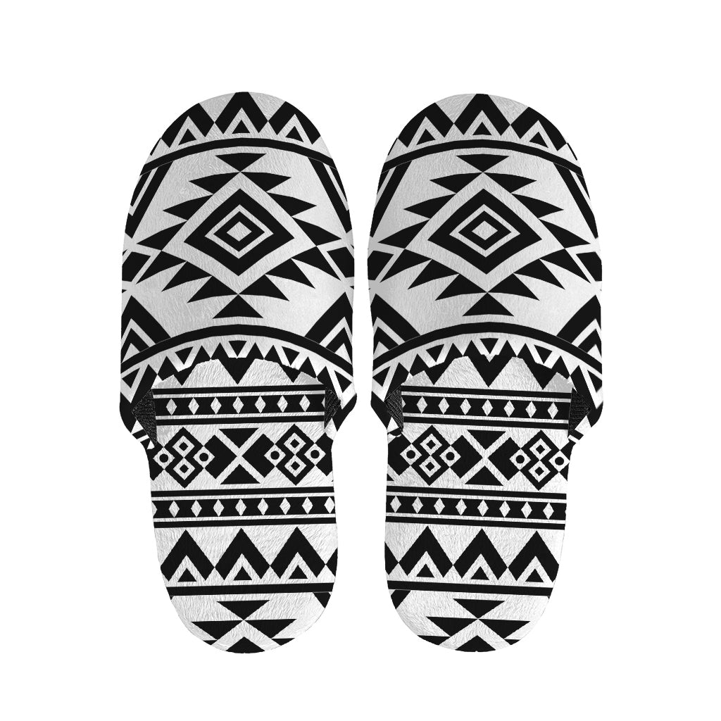 White And Black Aztec Pattern Print Slippers