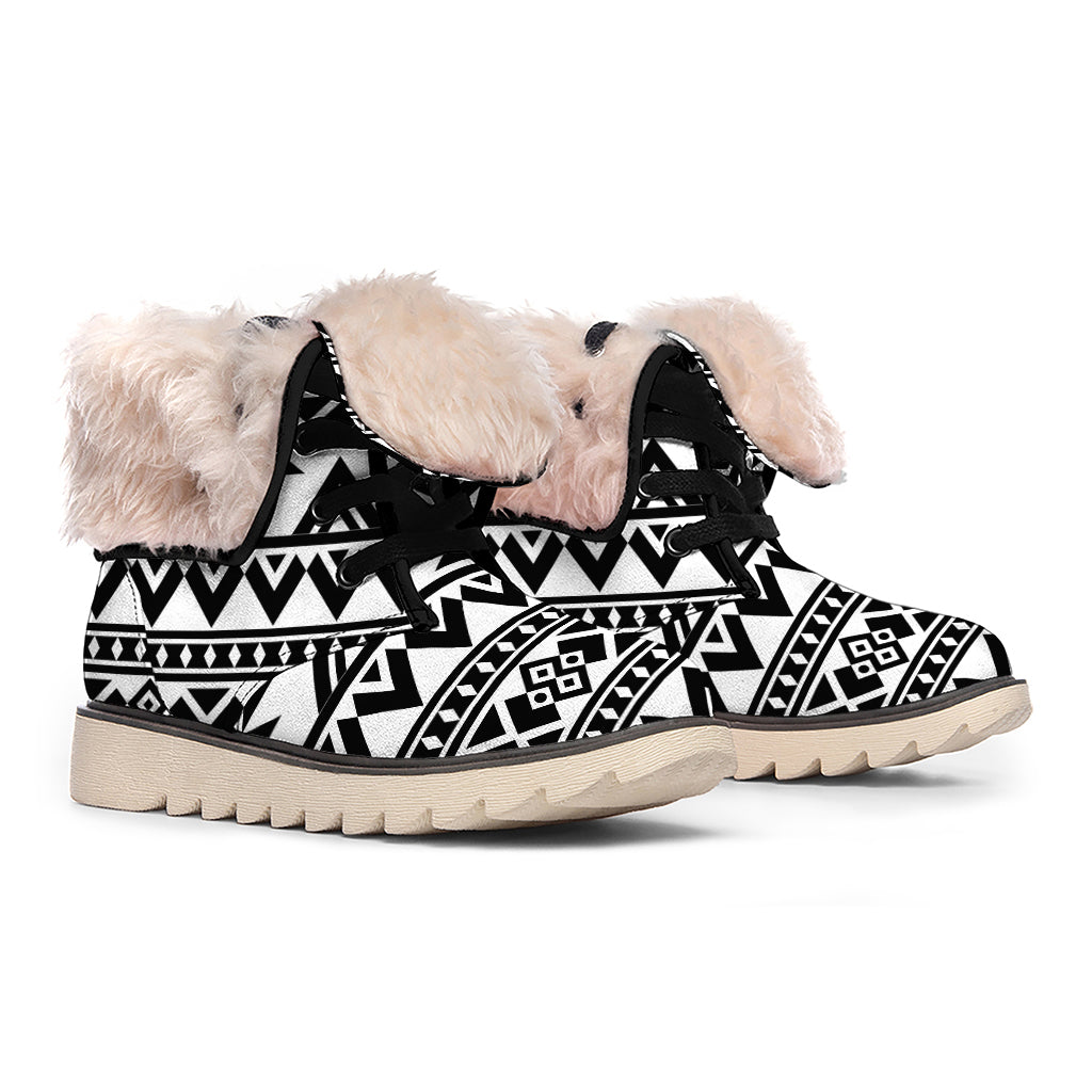 White And Black Aztec Pattern Print Winter Boots