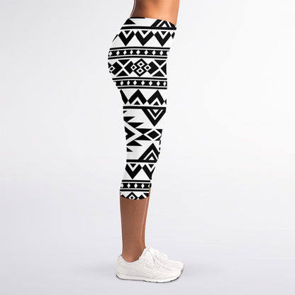 White And Black Aztec Pattern Print Women's Capri Leggings