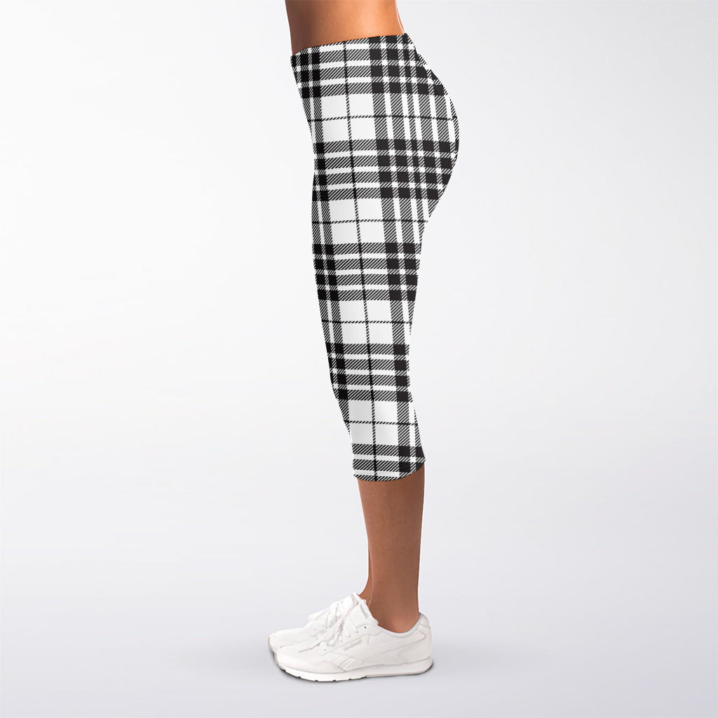White And Black Border Tartan Print Women's Capri Leggings