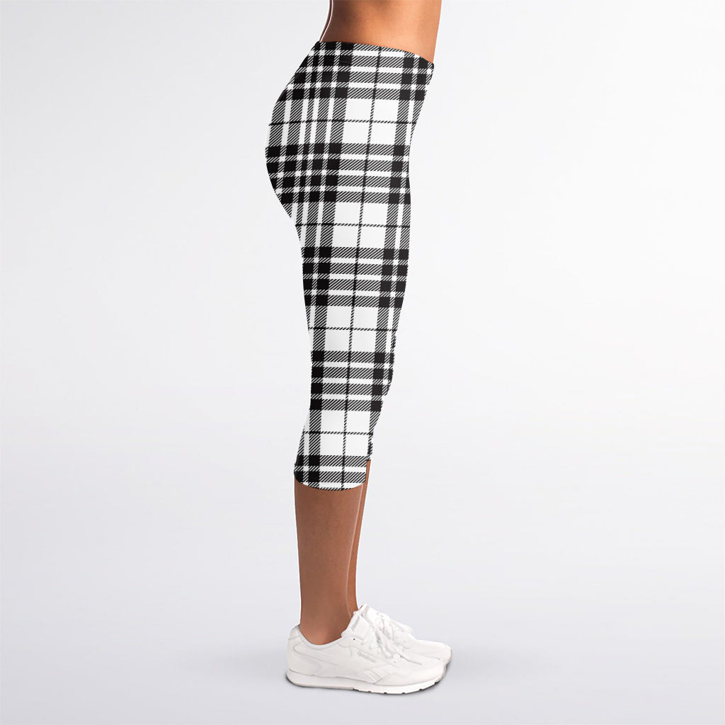 White And Black Border Tartan Print Women's Capri Leggings