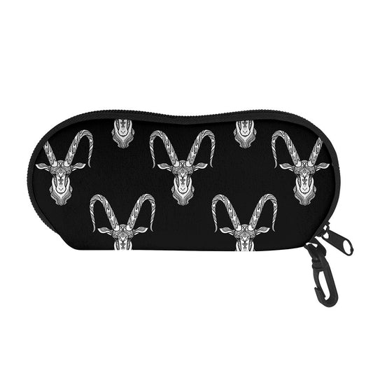 White And Black Capricorn Sign Print Glasses Case