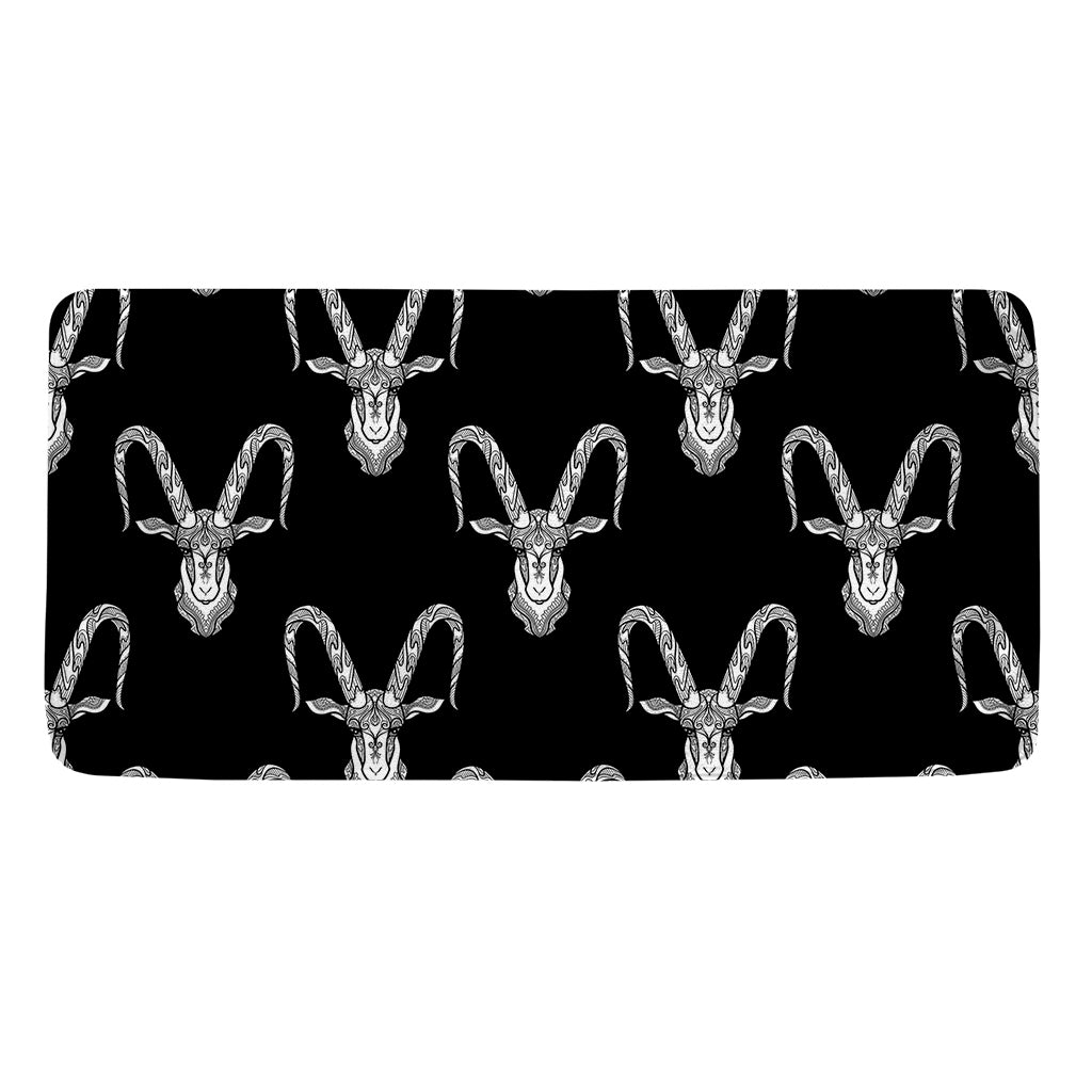 White And Black Capricorn Sign Print Towel