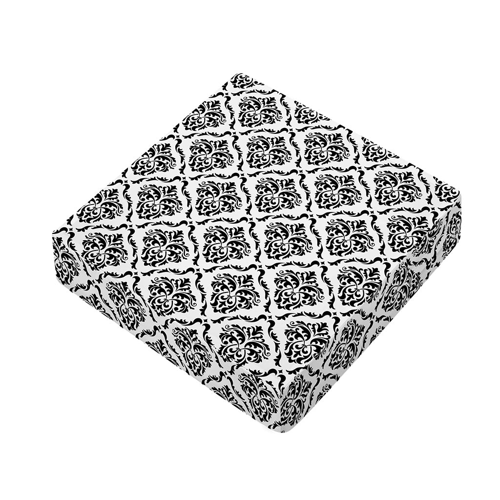 White And Black Damask Pattern Print Outdoor Seat Cushion Cover