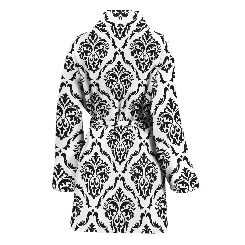White And Black Damask Pattern Print Women's Bathrobe