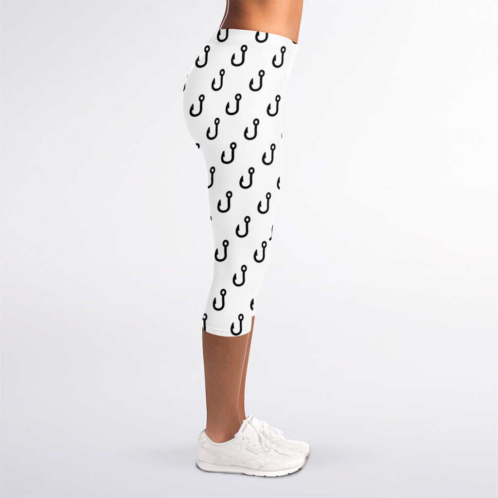 White And Black Fishing Hooks Print Women's Capri Leggings
