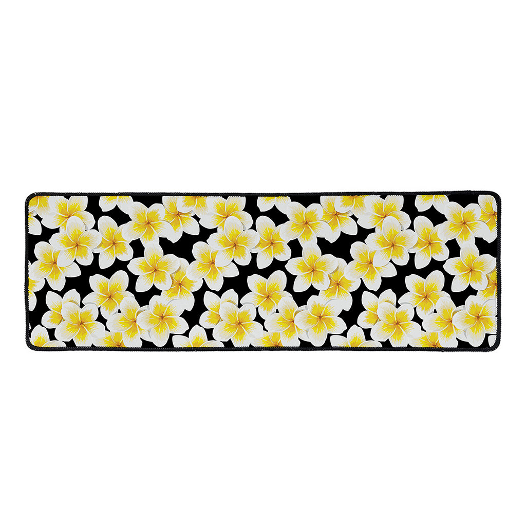 White And Black Frangipani Pattern Print Long Kitchen Mat