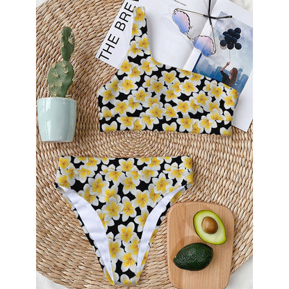 White And Black Frangipani Pattern Print One Shoulder Bikini Top