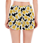 White And Black Frangipani Pattern Print Women's Split Running Shorts