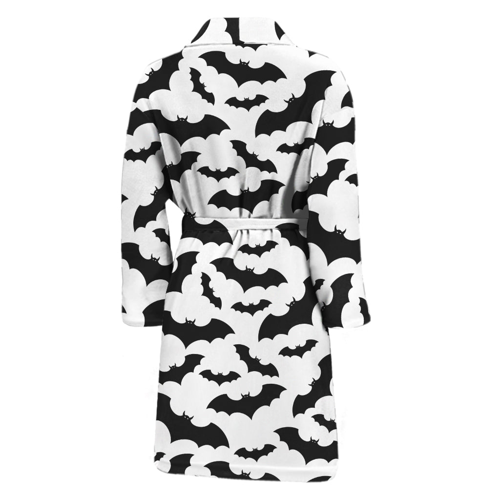 White And Black Halloween Bat Print Men's Bathrobe