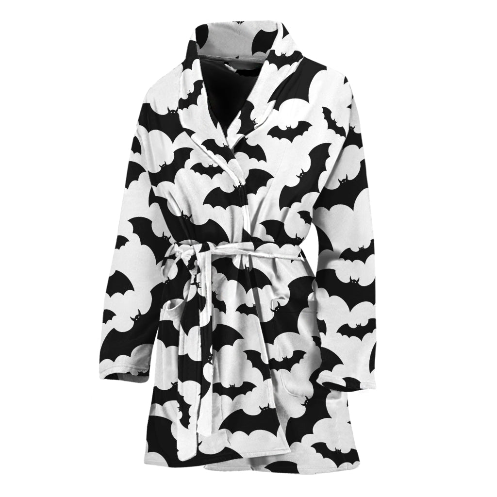 White And Black Halloween Bat Print Women's Bathrobe
