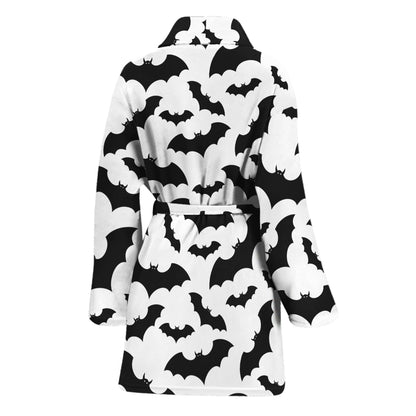 White And Black Halloween Bat Print Women's Bathrobe