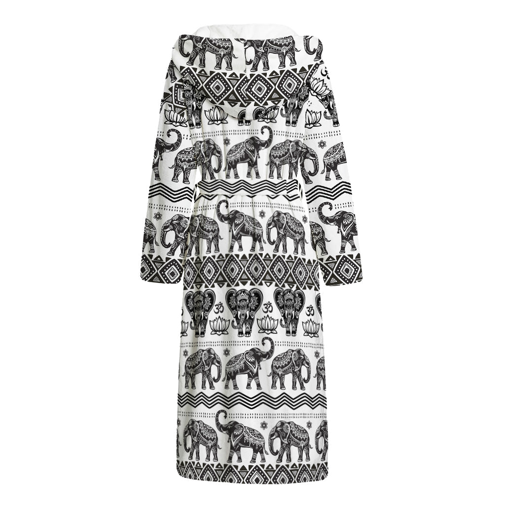 White And Black Indian Elephant Print Hooded Bathrobe