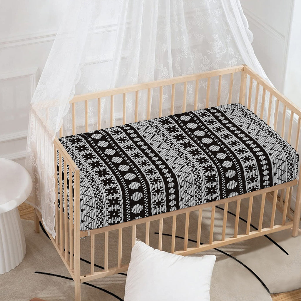 White And Black Knitted Pattern Print Baby Crib Sheet