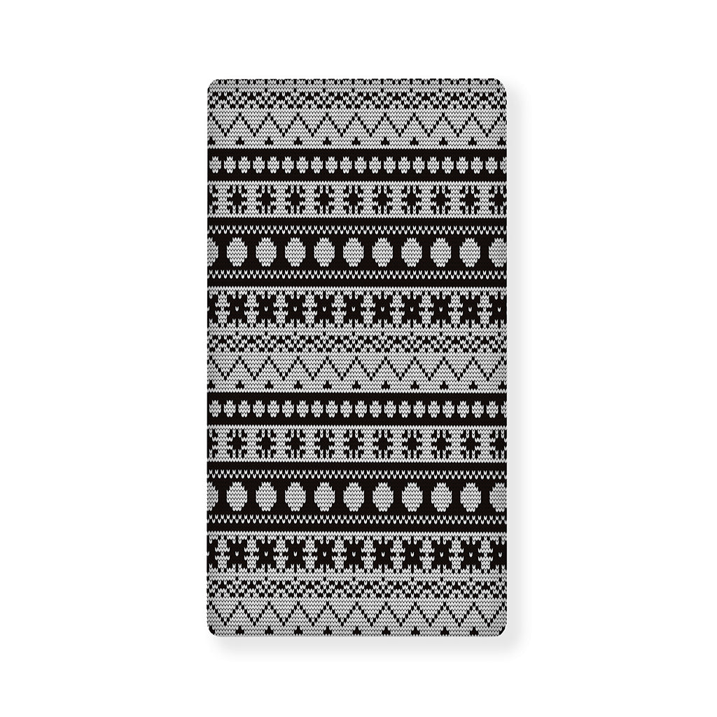 White And Black Knitted Pattern Print Baby Crib Sheet