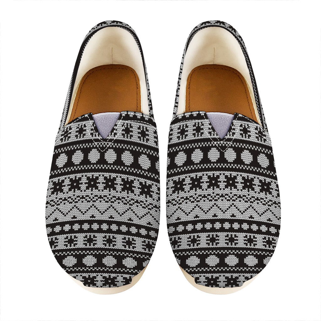White And Black Knitted Pattern Print Casual Shoes